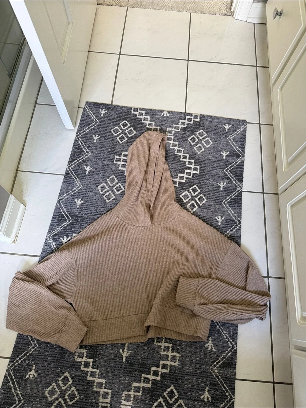Alo Yoga Ribbed Hoodie Gravel Heather Cropped sweatshirt Loose Lounge - Picture 2 of 5